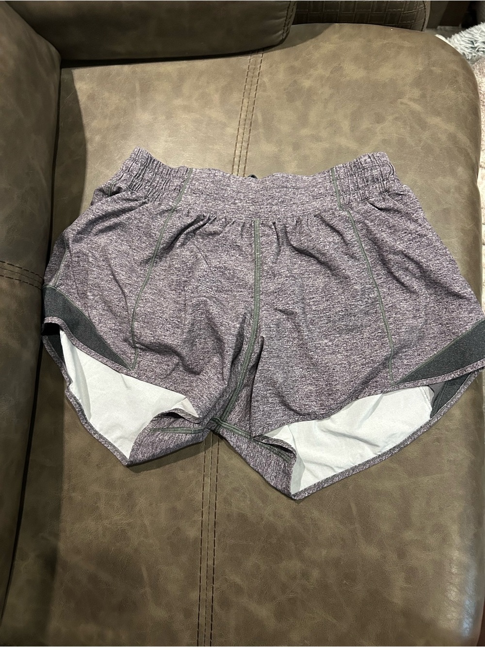lululemon Hotty Hot Heathered Purple Running Shorts - Picture 1 of 4